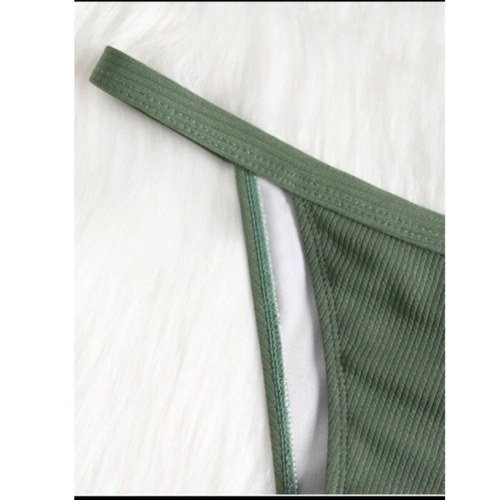 Zaful Ribbed Texture String Bikini Set - Picture 2 of 5